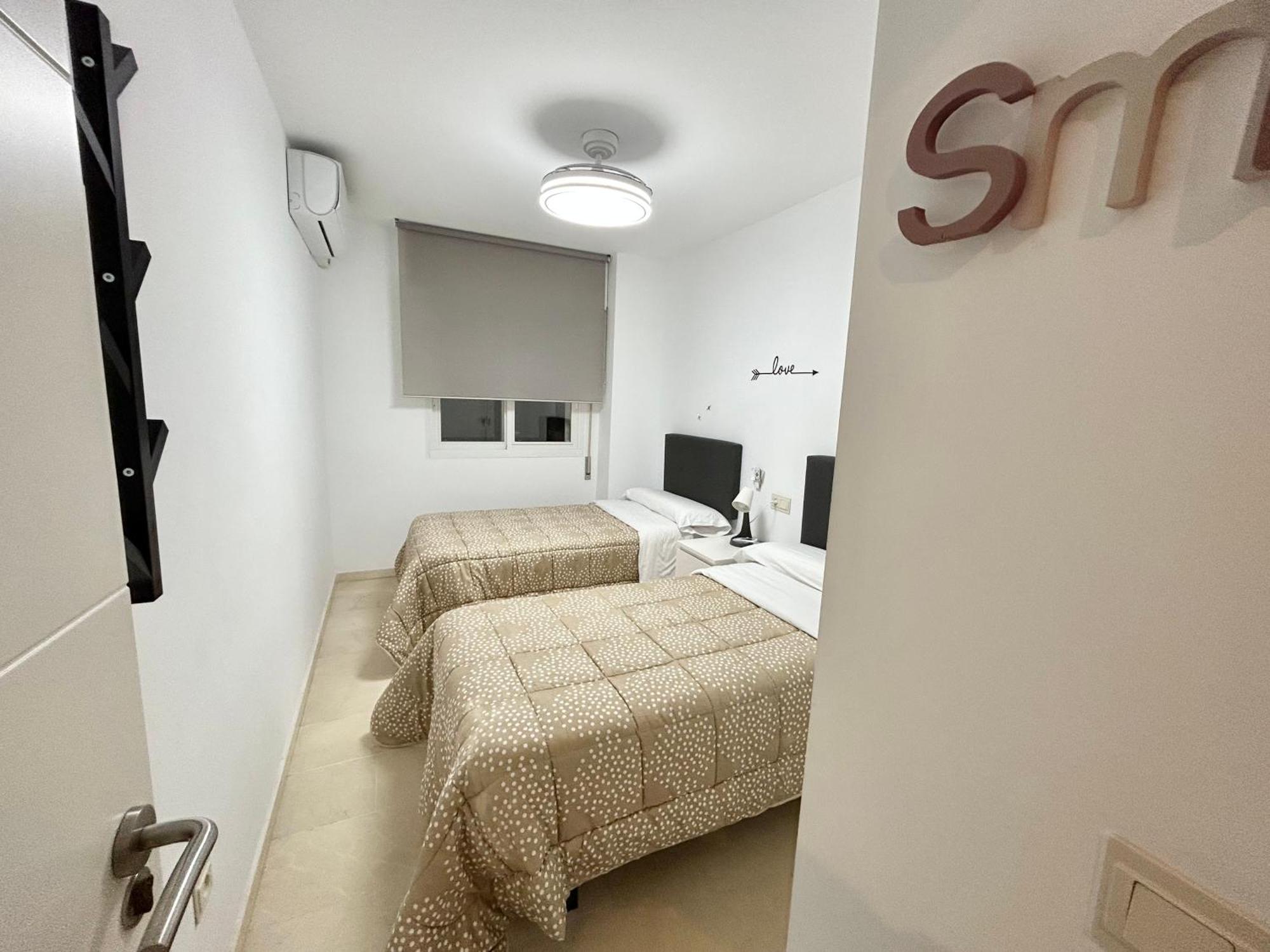 Apartamento Gloria 2 มาลากา ภายนอก รูปภาพ