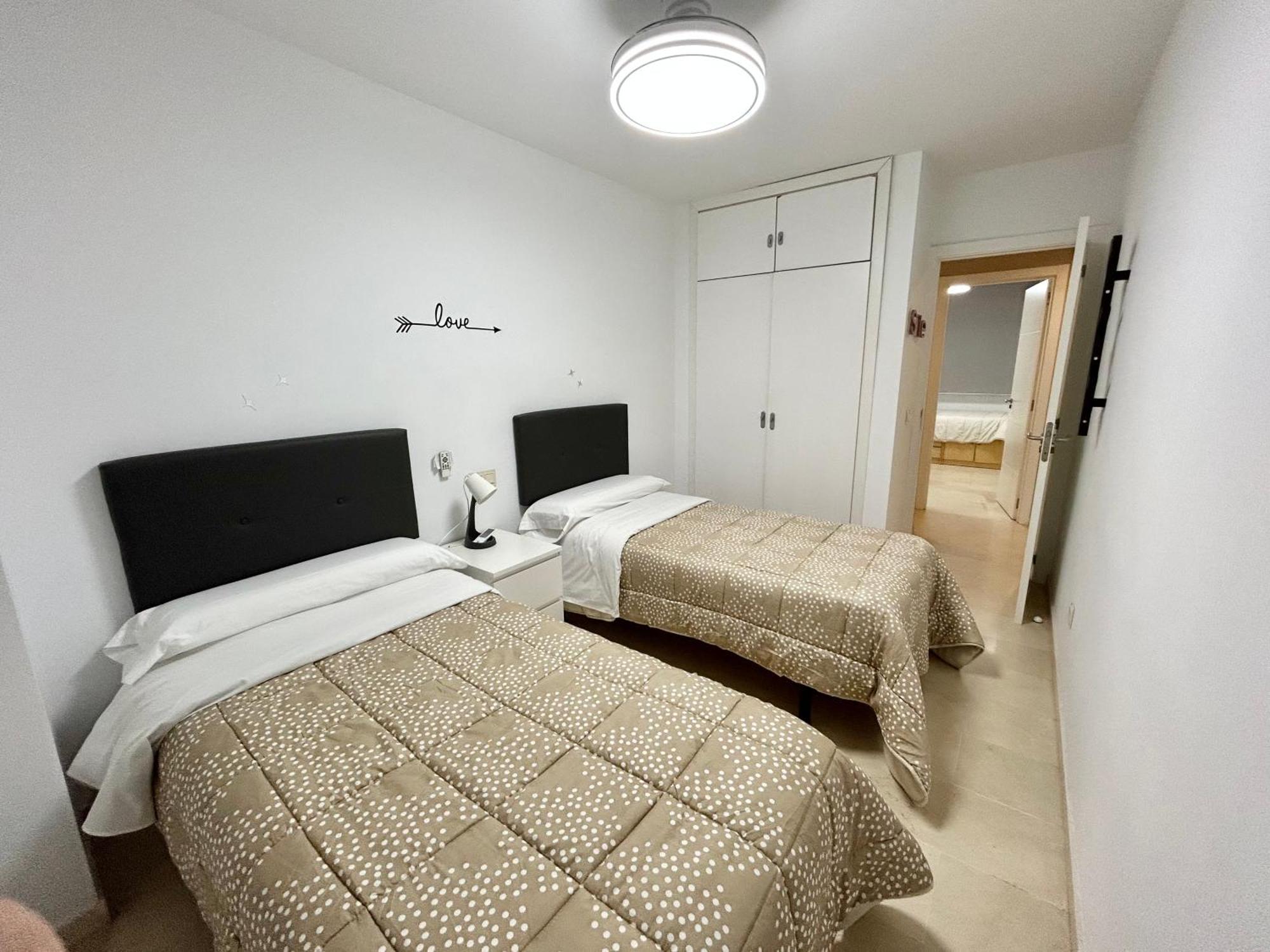 Apartamento Gloria 2 มาลากา ภายนอก รูปภาพ
